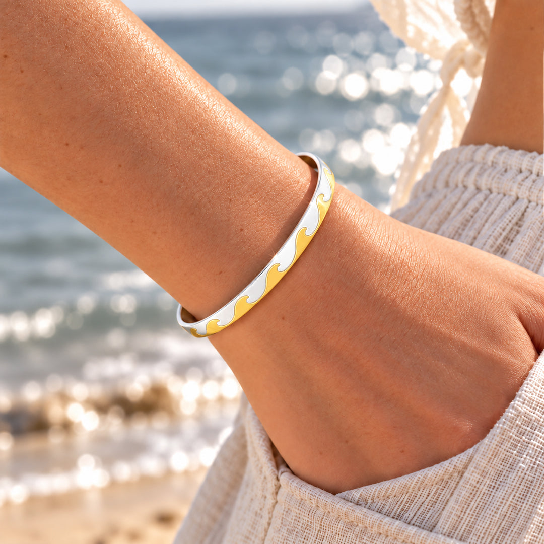 Best Bitches Through Waves of Life Together – Waves Minimalist Bangle