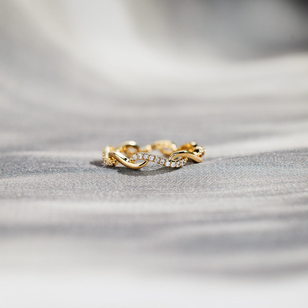 Wavy Band