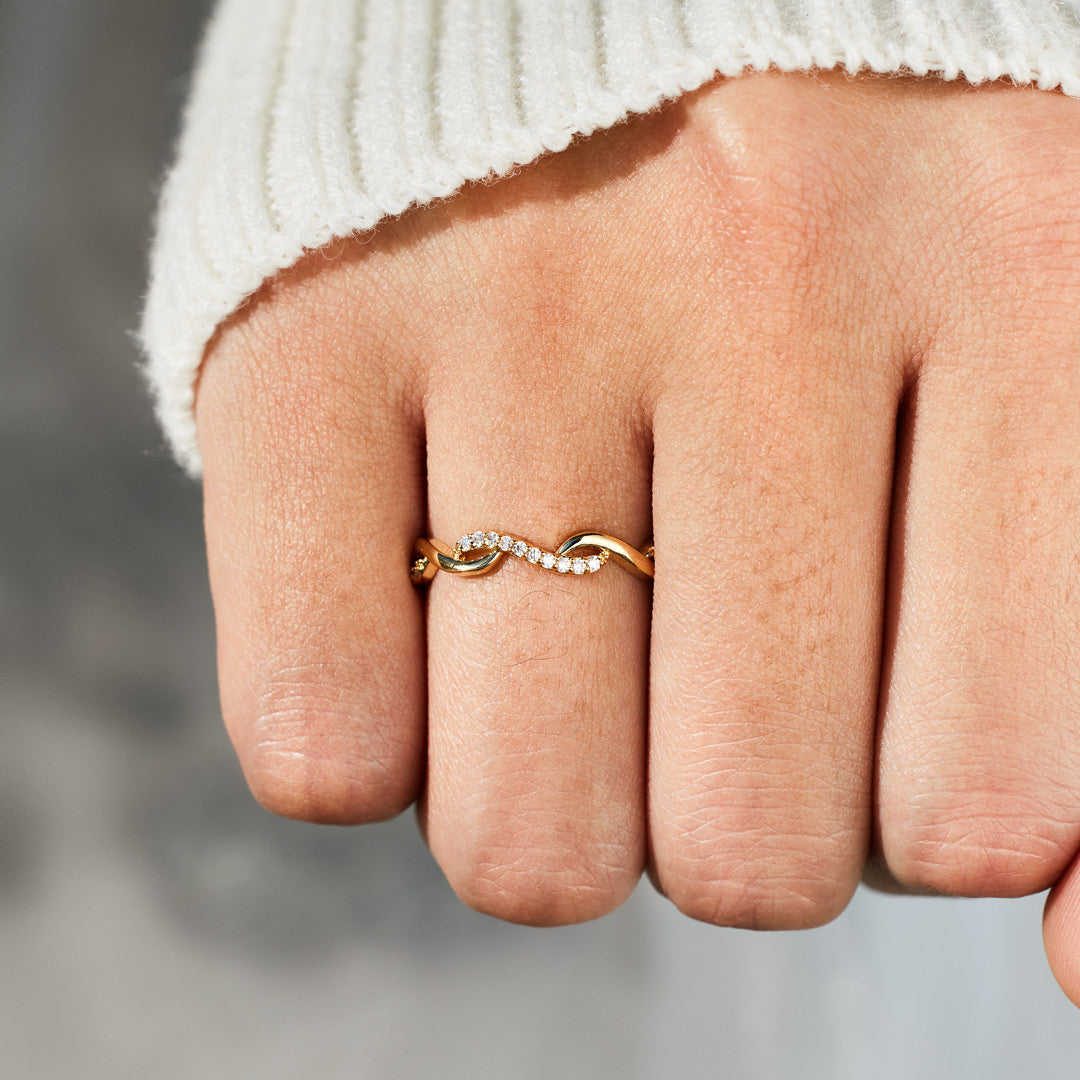 Wavy Band